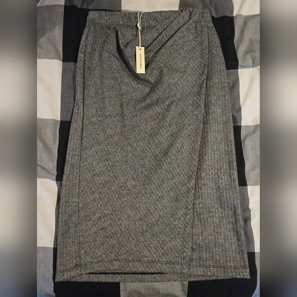 Max Studio Dresses & Skirts - Max Studio Faux Wrap Skirt